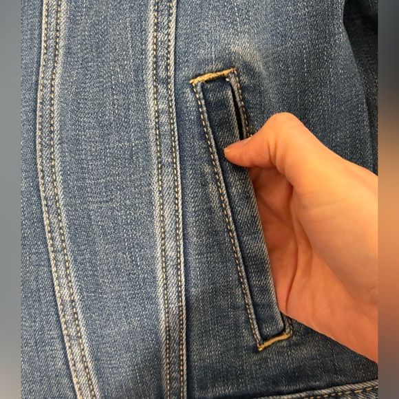 Talbots Ruffle Denim Johanna Wash, size large - Picture 7 of 10